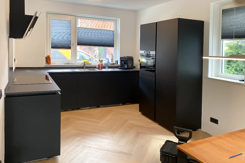 Keuken van wit naar zwart wrappen - overview